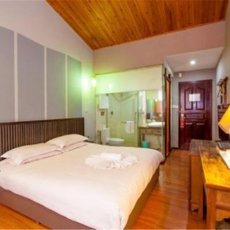 צ'נגדו Starway Flower Hotel מראה חיצוני תמונה